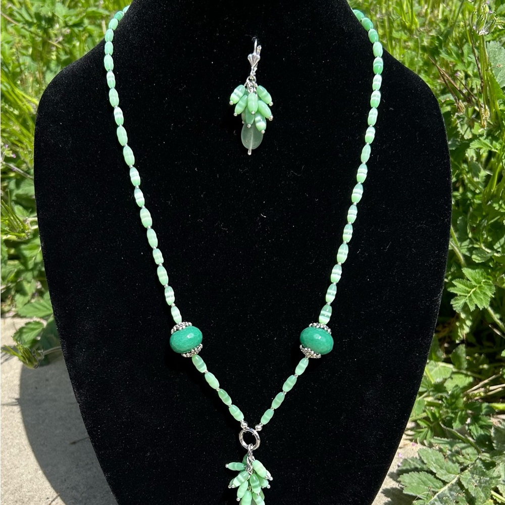 Vibrant Green Leaf Necklace and Earrings with Beaded Accents
